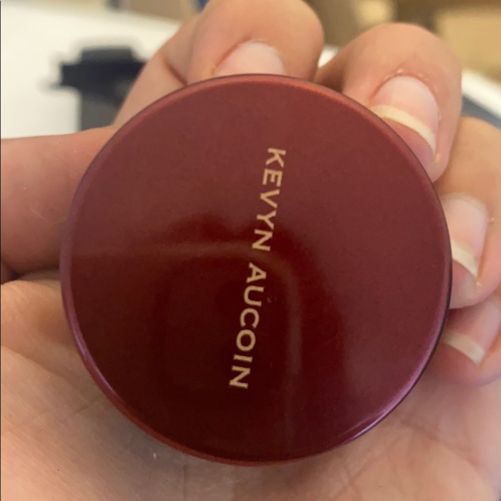 Kevyn Aucoin Sensual Skin Enhancer SX12